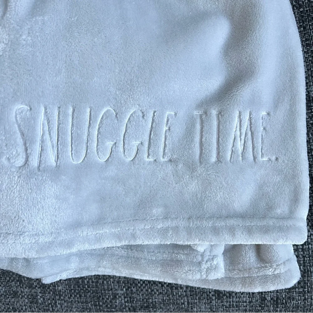 NWT Rae Dunn Grey ‘Snuggle Time’ Baby Blanket